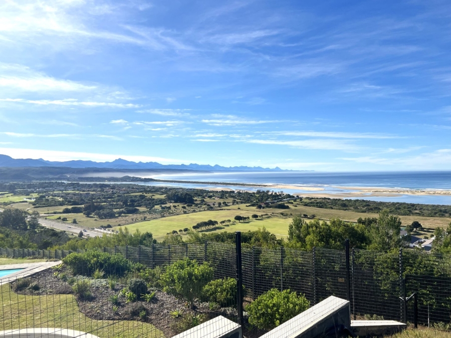  Bedroom Property for Sale in Baron View Western Cape